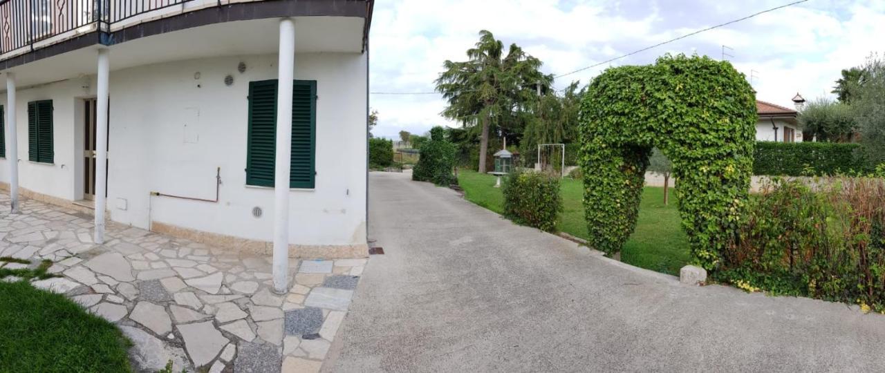 Residenze Ai Salvi Hotel Verona Bagian luar foto
